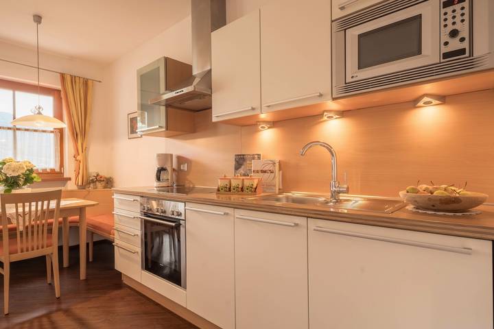 Ferienwohnung für 4 Personen, mit Balkon und Garten im Dorf Tirol - 3