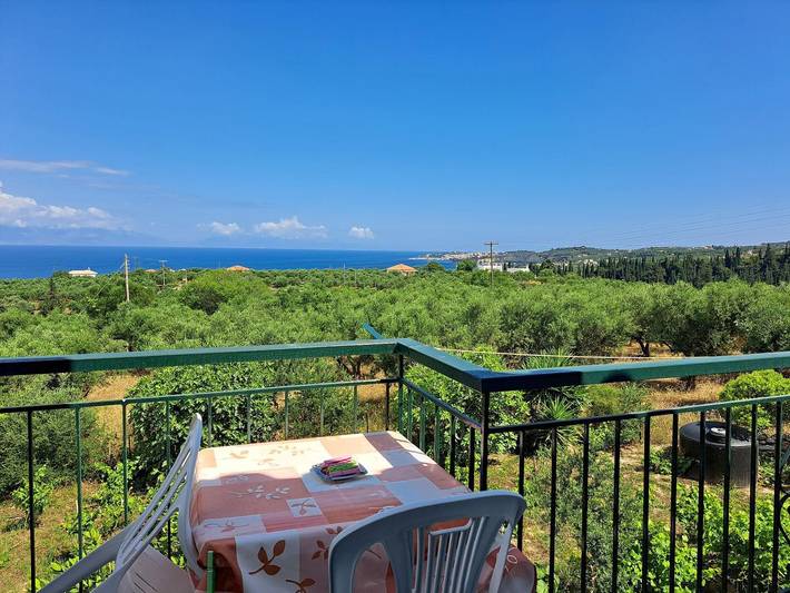 Location de vacances pour 2 personnes, avec vue et balcon en Grèce