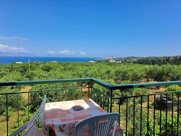 Gîte pour 2 personnes, avec balcon et vue dans Région du Péloponnèse