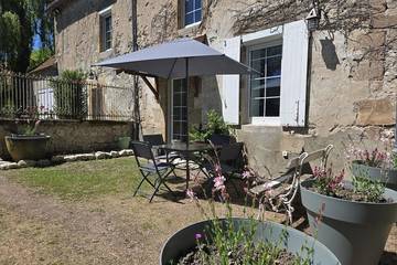 Gîte pour 2 personnes, avec jardin à Souvigny