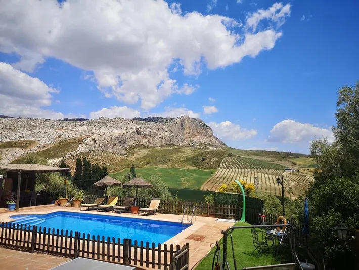 Casa de vacaciones para 4 personas, con piscina además de vistas y jardín - 1