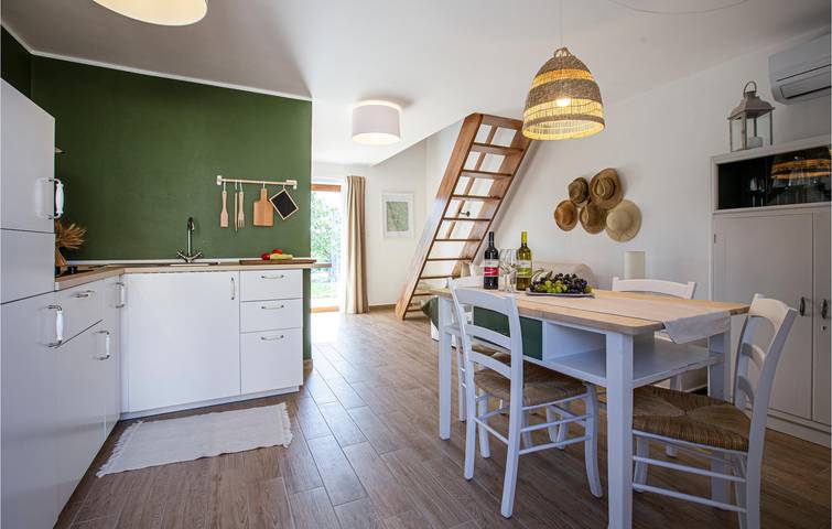 Casa de férias para 4 pessoas com terraço in Koper, Istria Eslovena