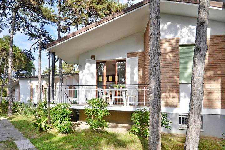 Ferienwohnung für 6 Personen, mit Balkon in Lignano Pineta - 4