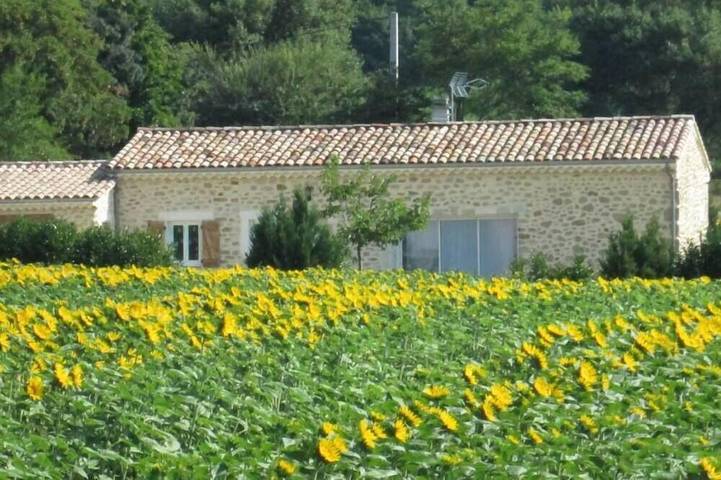 Gîte pour 5 personnes, avec jardin et terrasse à Roynac