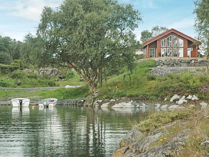 Ferienhaus für 8 Personen, mit Terrasse und Sauna in Nördliches Fjordnorwegen - 4