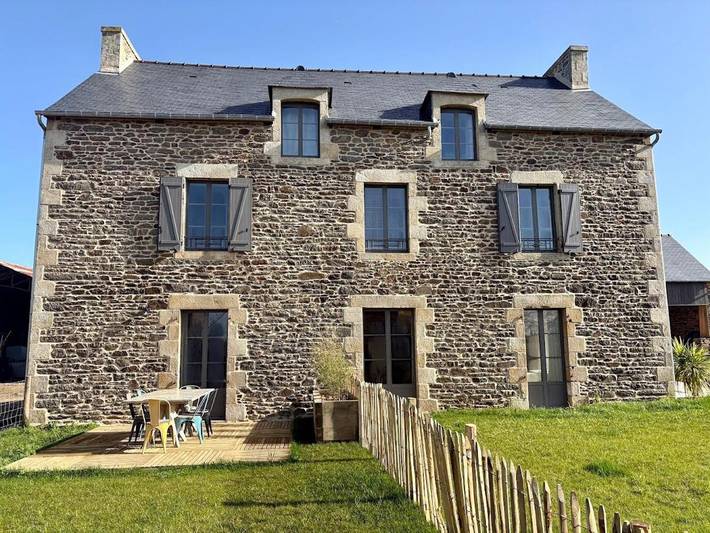 Location de vacances pour 5 personnes, avec Terrasse et Jardin à Corseul - 2