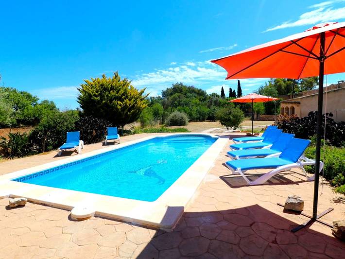 Chalet para 6 personas, con piscina además de jardín y terraza - 1