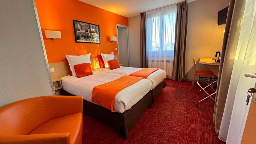 Hôtel pour 2 personnes, avec jardin à Divonne-les-Bains - 3