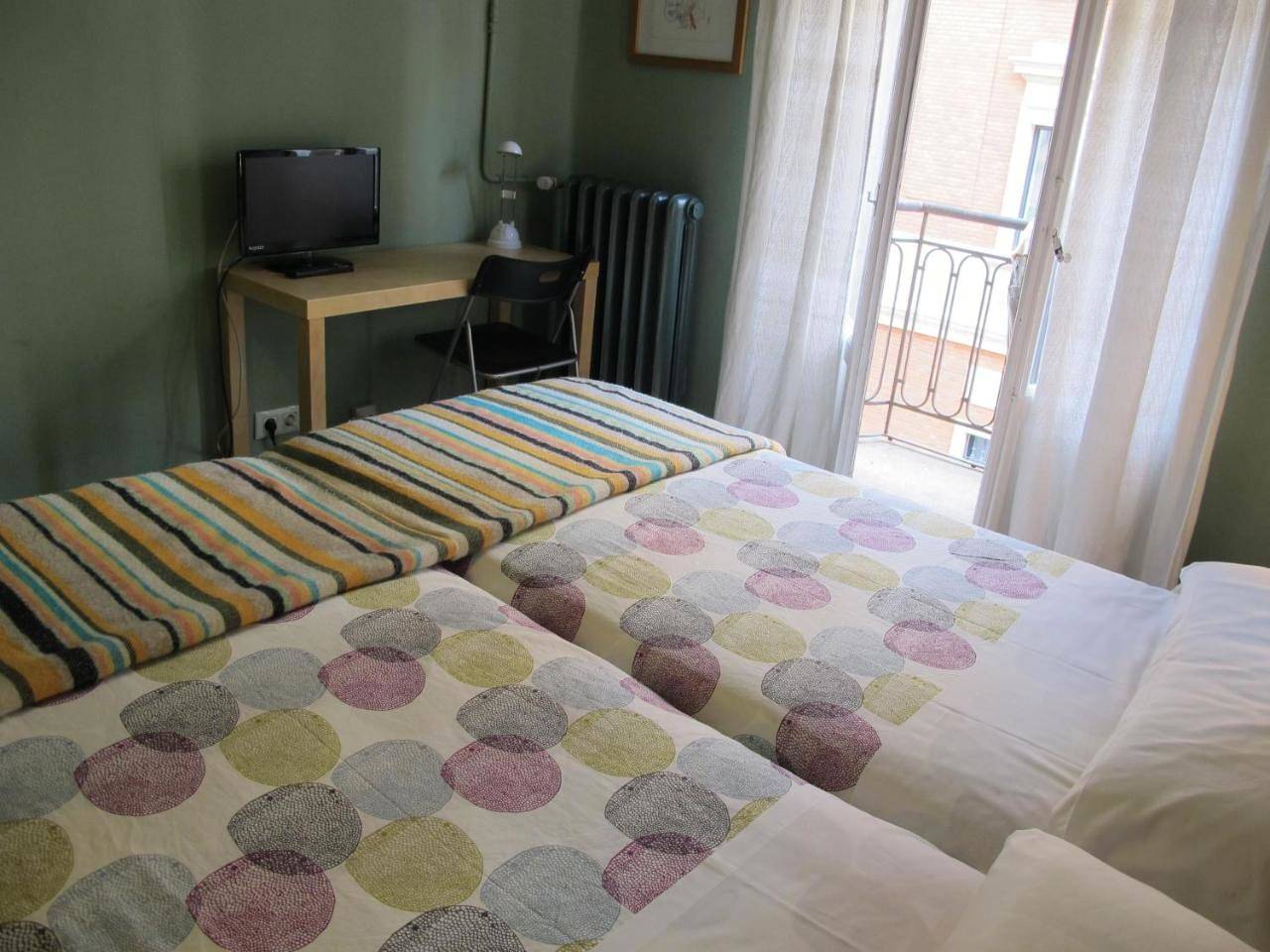 Pensión Blanca B&B in León, Cordillera Cantábrica