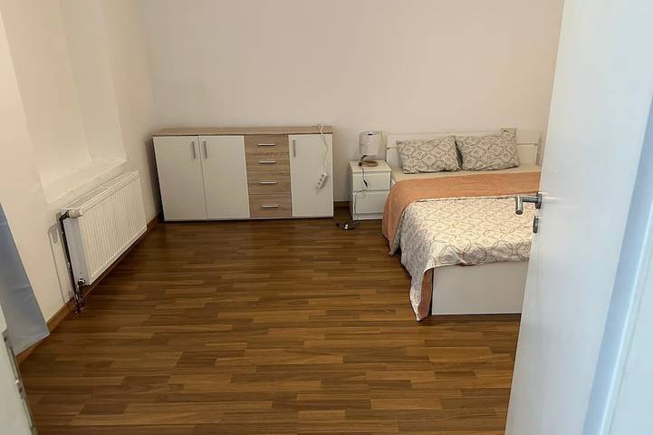 Ganze Wohnung, Schöne renov. Whg Mg Altstadt in Mönchengladbach, Niederrhein
