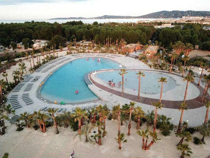 Bungalow für 4 Personen, mit Whirlpool und Sauna sowie Terrasse und Pool, mit Haustier in Grimaud - 2