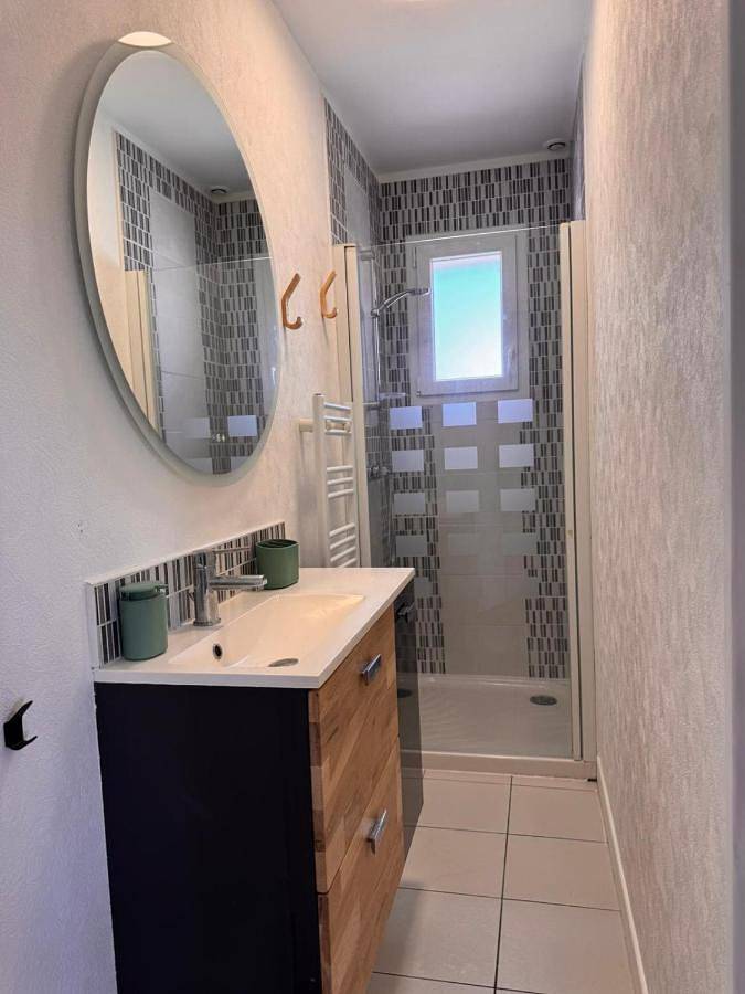Appartement entier, ღ Fabuleux - Proche Plage, Parking privé, Wifi in La Rochelle, Région de La Rochelle