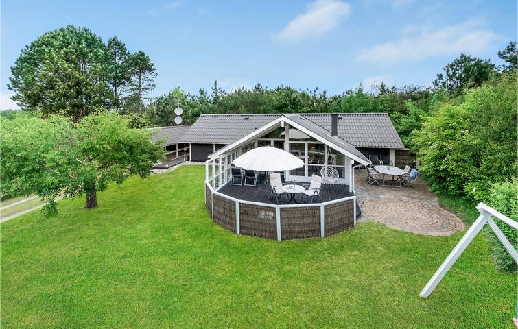 Ferienhaus für 10 Personen mit Terrasse in Gjerrild Nordstrand, Grenaa