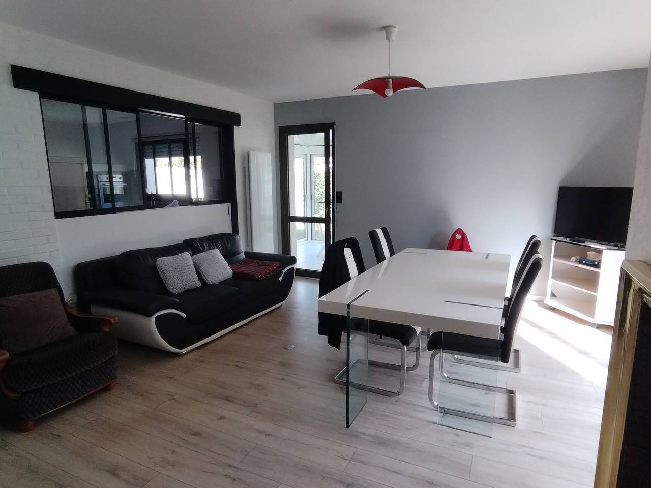 Entire apartment, 6-sleeper apartment in Le Croisic with garden, near beach and center in Le Croisic, Côte d'Amour