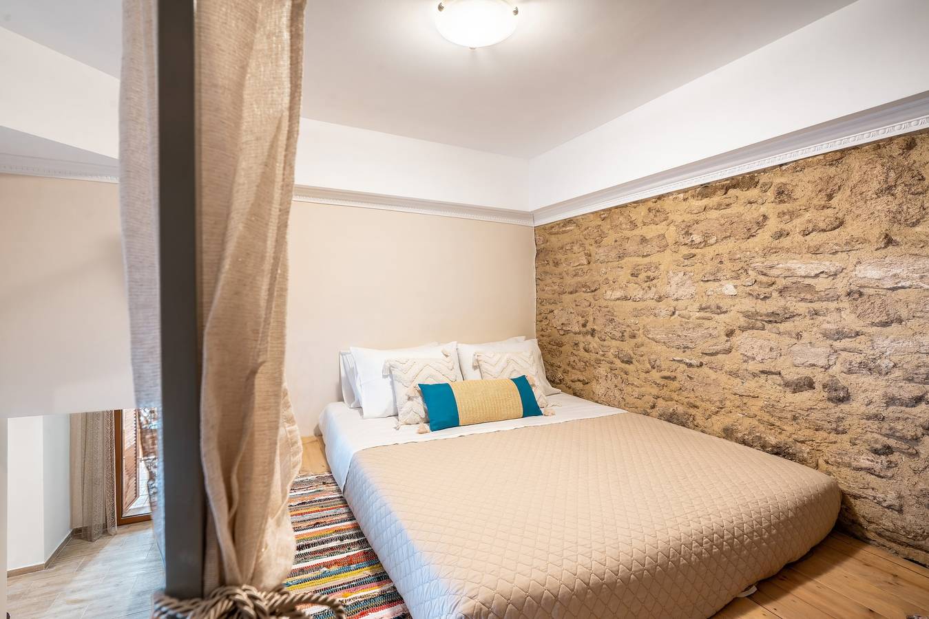 Vakantiehuis 'Absinthia Legacy' met gedeelde tuin, wifi en airconditioning, foto 12