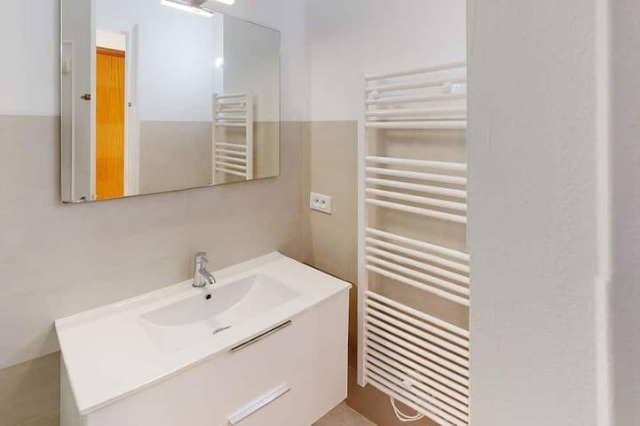 Appartement entier, 2P à Menton avec terrasse, climatisation et garage in Menton, Région de Nice