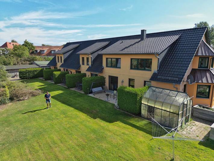 Ferienhaus für 6 Personen, mit Garten und Seeblick sowie Ausblick, mit Haustier auf Rügen - 2