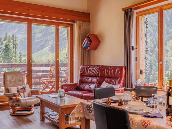 Gîte pour 6 personnes, avec jardin et vue dans Ayer (Anniviers) - 4