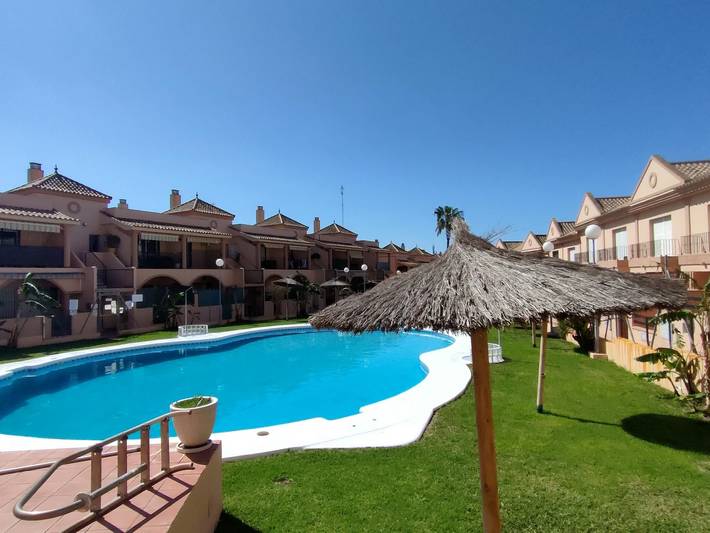 Ganze Ferienwohnung, Ferienwohnung für 6 Personen mit Terrasse in Playa La Barrosa, Chiclana de la Frontera