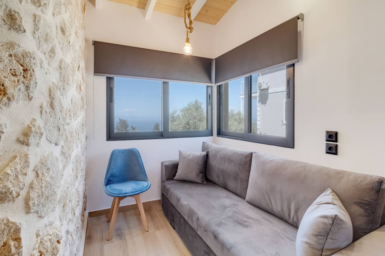 Entire studio, Studio Apartment '3' with Sea View, Wi-Fi and Air Conditioning in Greece