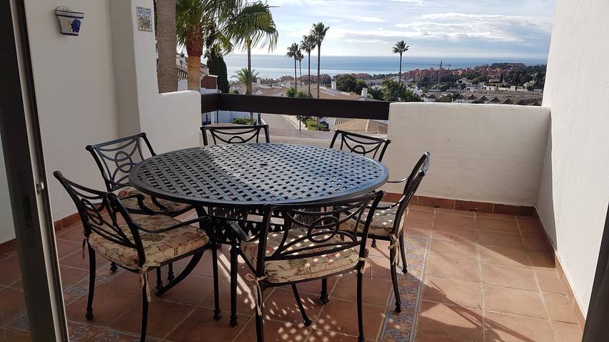 Ferienwohnung für 4 Personen, mit Meerblick und Balkon/Terrasse in Manilva