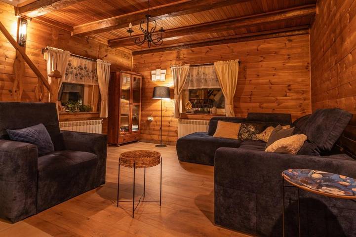 Dom dla 6 osób, z Jacuzzi i Ogród oraz Sauna i Widok w Szczytna
