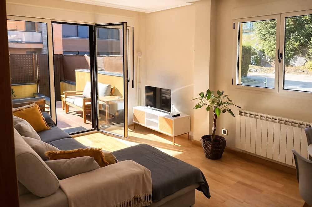 Entire apartment, Lower Llanes apartment with terrace - Casa Juanín in Llanes, Costa Verde (Spain)