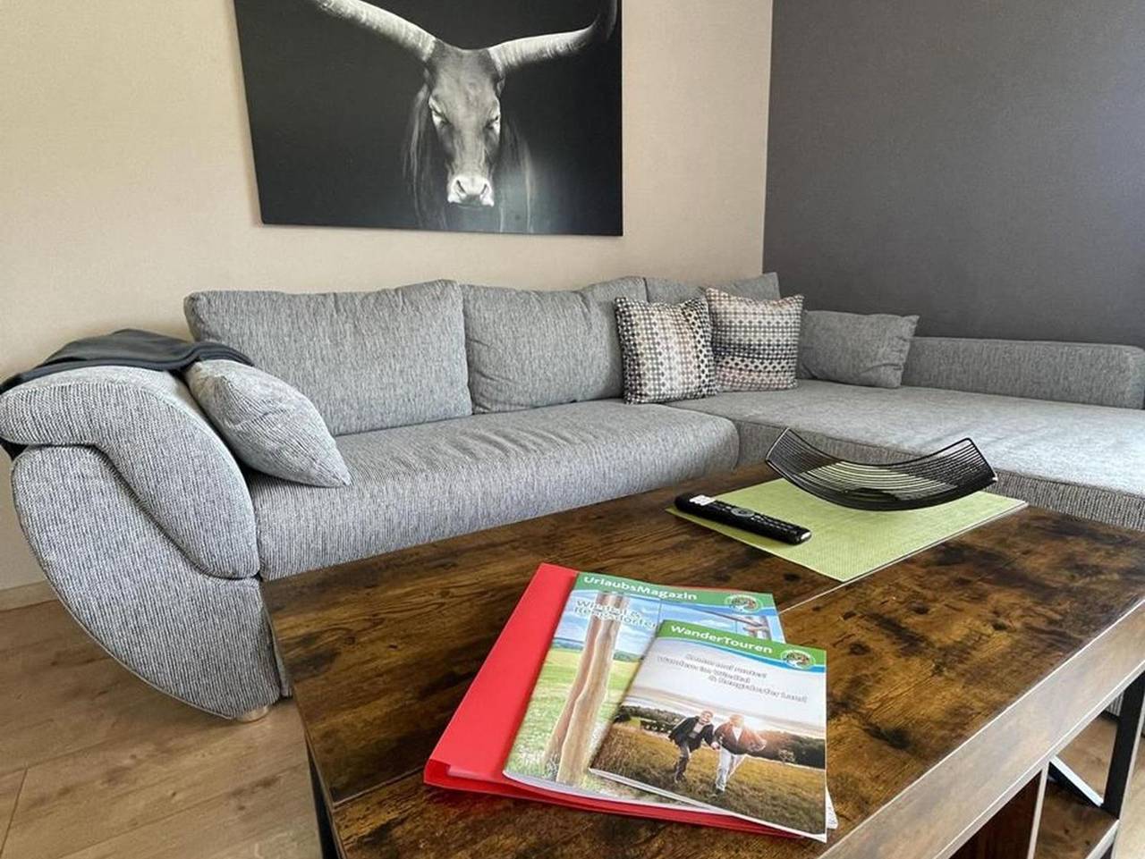 Ganze Ferienwohnung, Ferienwohnung "Im Wiesenrain" - Appartement/Fewo, Dusche, Wc, Terrasse in Reuschenbach, Hausen (Wied)