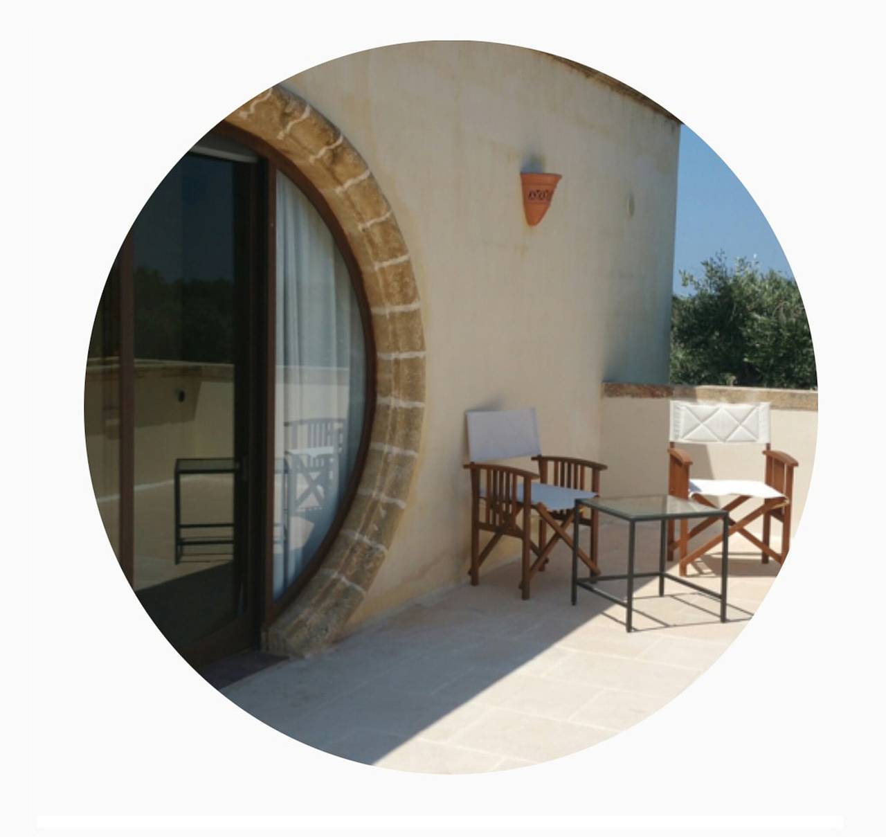 Camera 'Residenze Uliveto - Residenza 8' con piscina condivisa, terrazza privata e aria condizionata in Nardò (comune), Golfo di Taranto