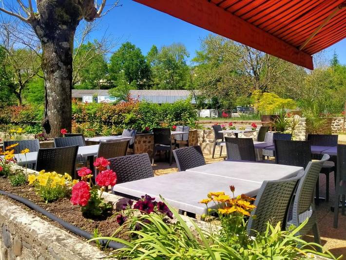 Hôtel pour 4 personnes, avec terrasse et jardin
