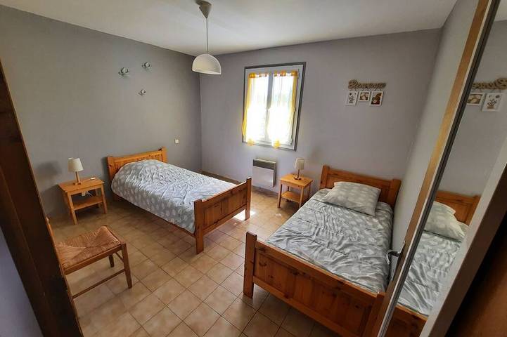 Location de vacances pour 2 personnes, avec terrasse et piscine, animaux acceptés à Balazuc - 2