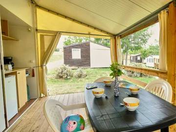 Camping pour 4 Personnes dans Lussas, Ardèche, Photo 2