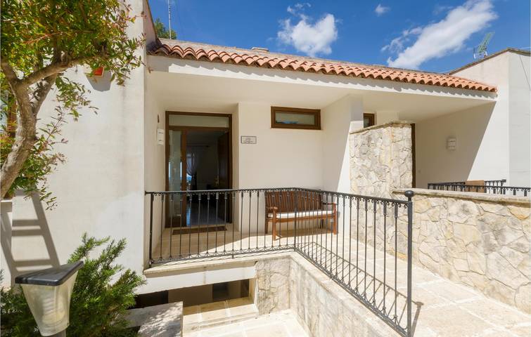 Maison de vacances pour 4 personnes, avec piscine et terrasse - 1