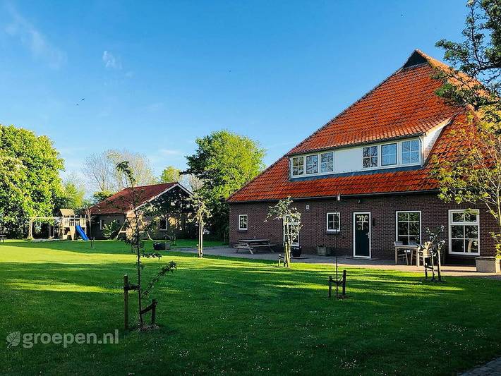 Bauernhof für 12 Personen, mit Balkon/Terrasse und Terrasse auf Texel