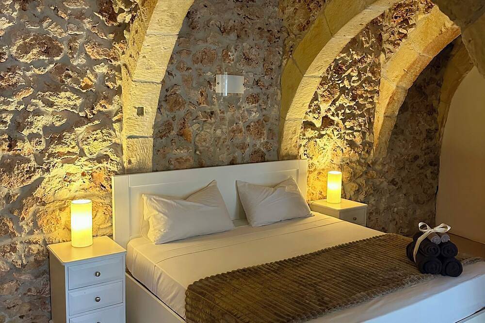 Charming traditional Maltese villa with garden and private pool in Xaghra, Gozo