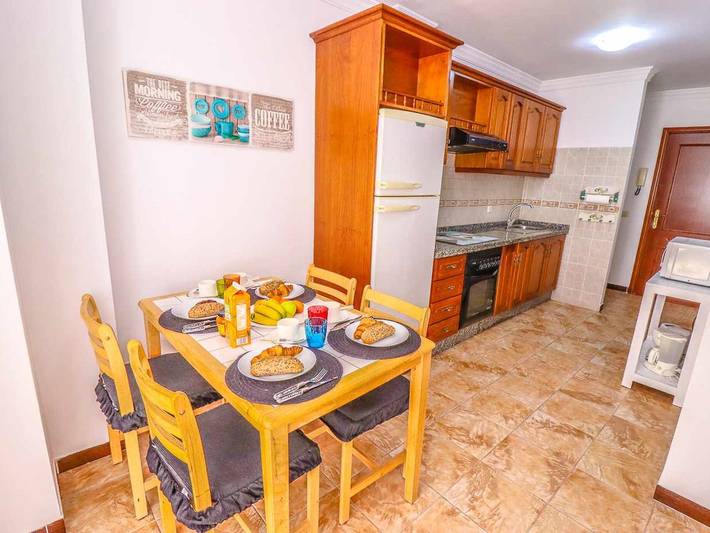 Gîte pour 4 personnes, avec Balcon dans Playa de San Juan - 3