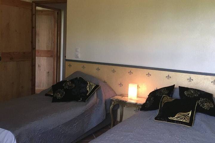 Château pour 5 personnes, avec jardin dans le Tarn - 4