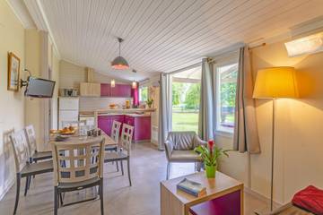 Chalet pour 6 personnes, avec piscine et sauna dans le Lot-et-Garonne