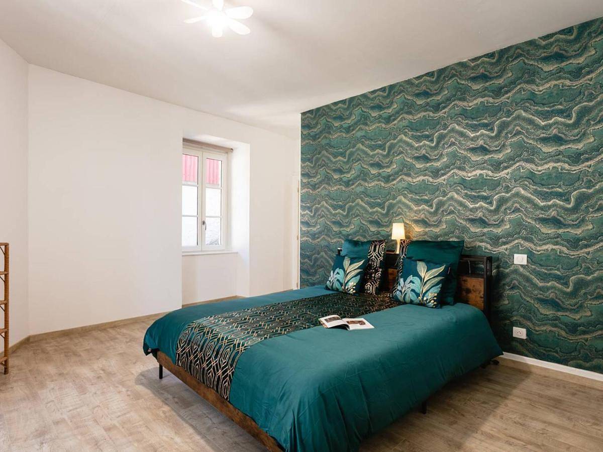 Appartement entier, Appartement de caractère, 4 pers, village médiéval Martel, Animaux admis, Wifi gratuit - Fr-1-828-15 in Martel, Lot