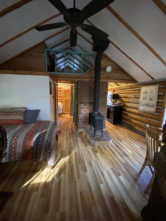 Crabapple Cabin-Abgeschiedene Hütte am Ufer des Yellowstone River in Absaroka Range