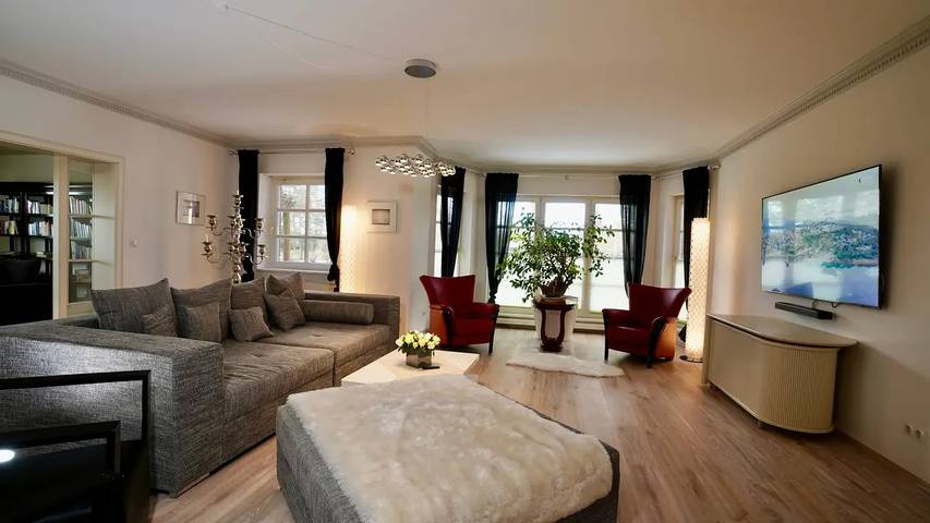 Ferienhaus für 12 Personen, mit Pool und Garten sowie Balkon und Sauna in Bützow-Land - 4
