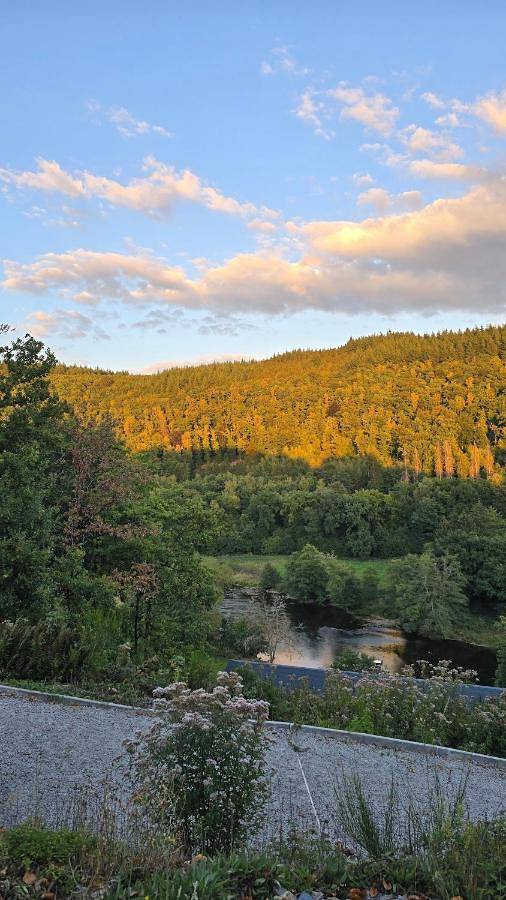 Gîte pour 2 personnes, avec vue et terrasse dans Membre