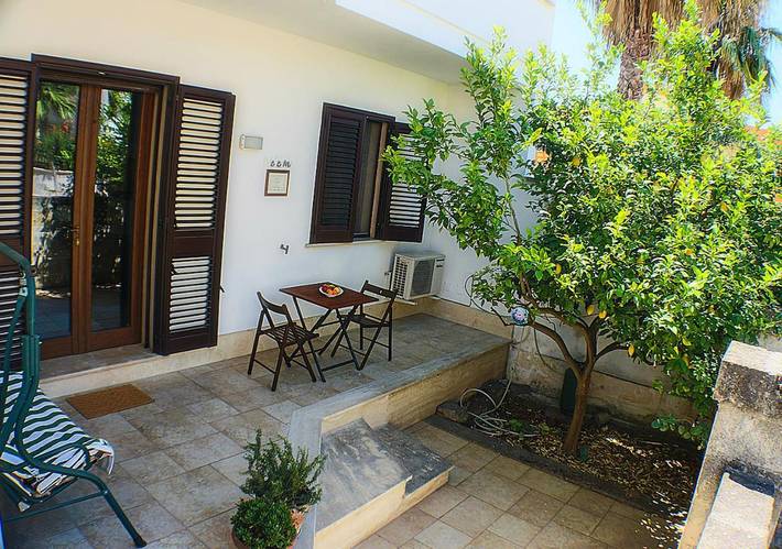 Casa vacanza per 3 persone, con Giardino e Panorama a Salice Salentino