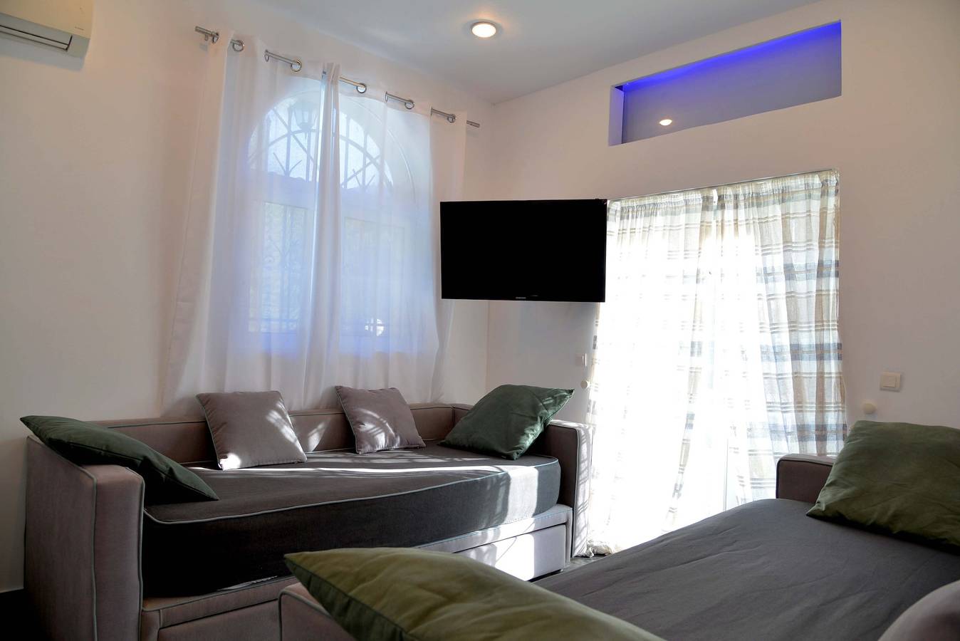 Appartement 'Doliva Studio' met privézwembad, bergzicht, wifi en airconditioning, foto 12