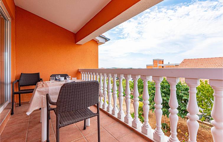 Ferienwohnung für 3 Personen, mit Terrasse in Vodice - 4