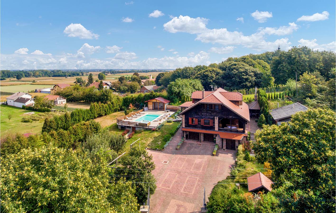 Charmant appartement de 2 chambres avec piscine, Wi-Fi et parking in Ludbreg, Varaždin