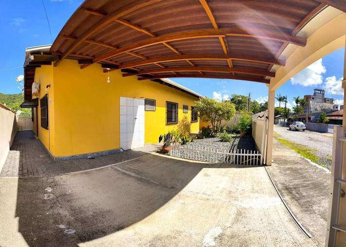 Holiday home for 11 people, with garden and view - 1
