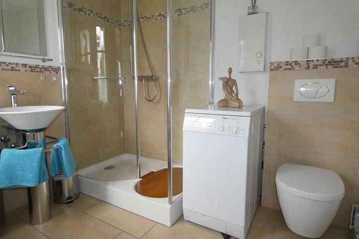 Bungalow für 3 Personen, mit Terrasse und Garten in Ueckermünde - 4