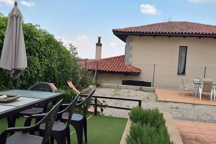 Cottage for 9 people, with pets - 1