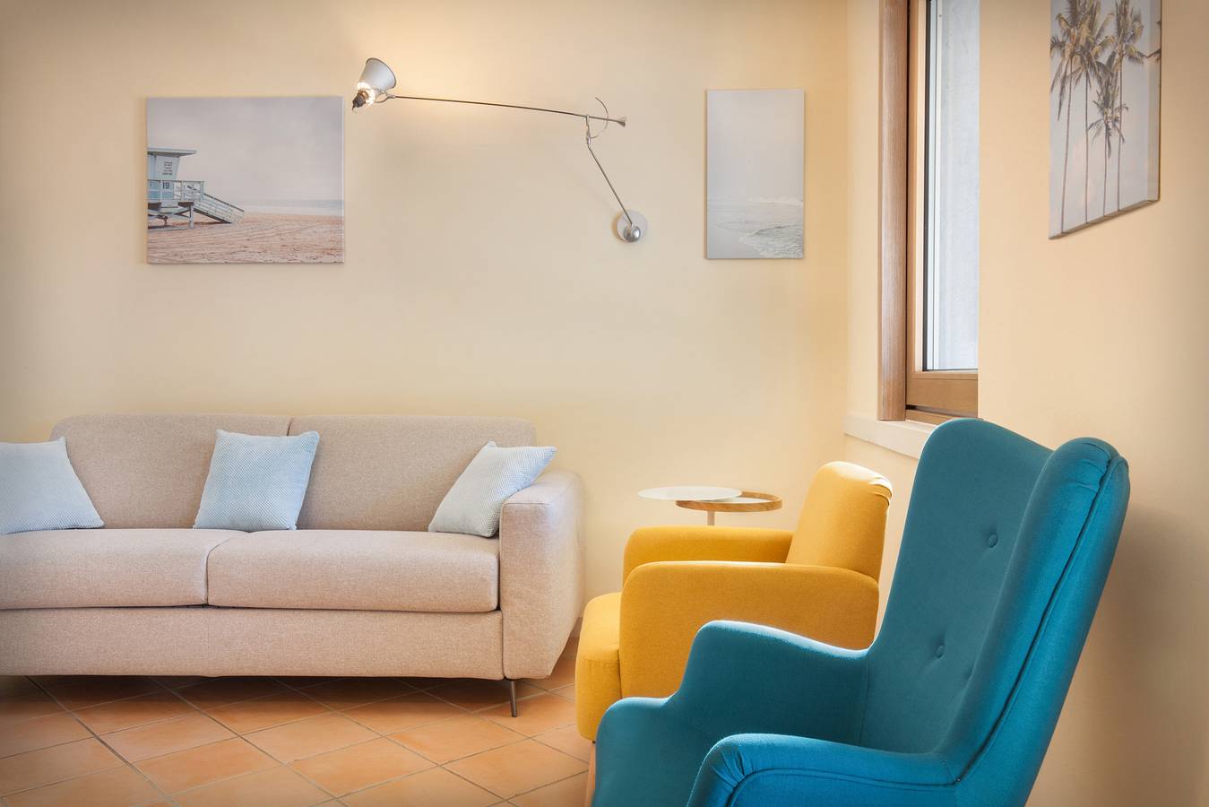 Villetta Blue Panorama With Private Jacuzzi in Torri del Benaco, Gardasee-Berge